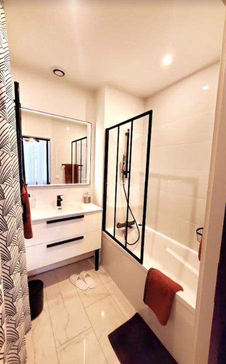 Ravissant Appartement Entierement Renove T2, Proche De La Rue Saint Catherine Bordeaux Buitenkant foto